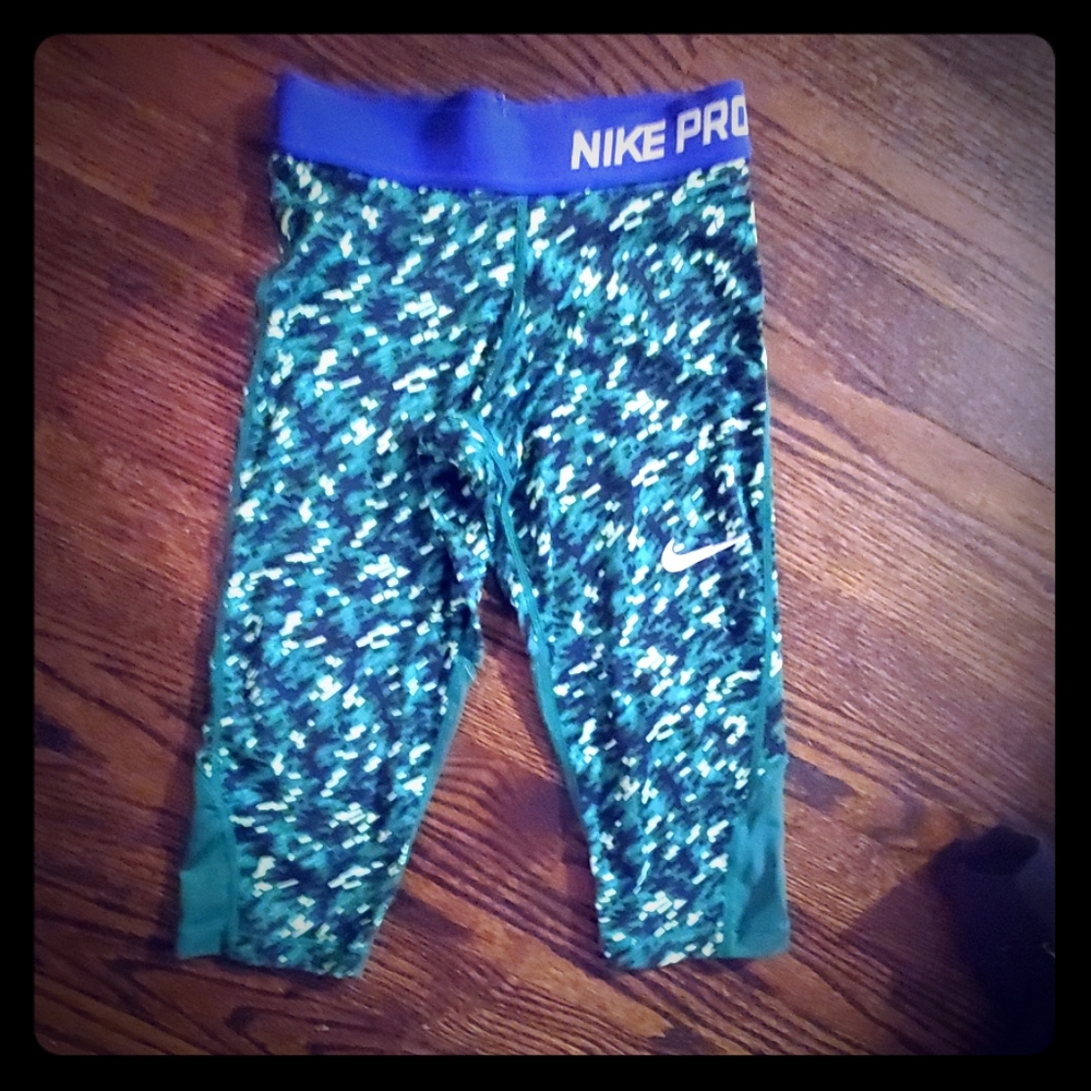 Nike pro leggings
